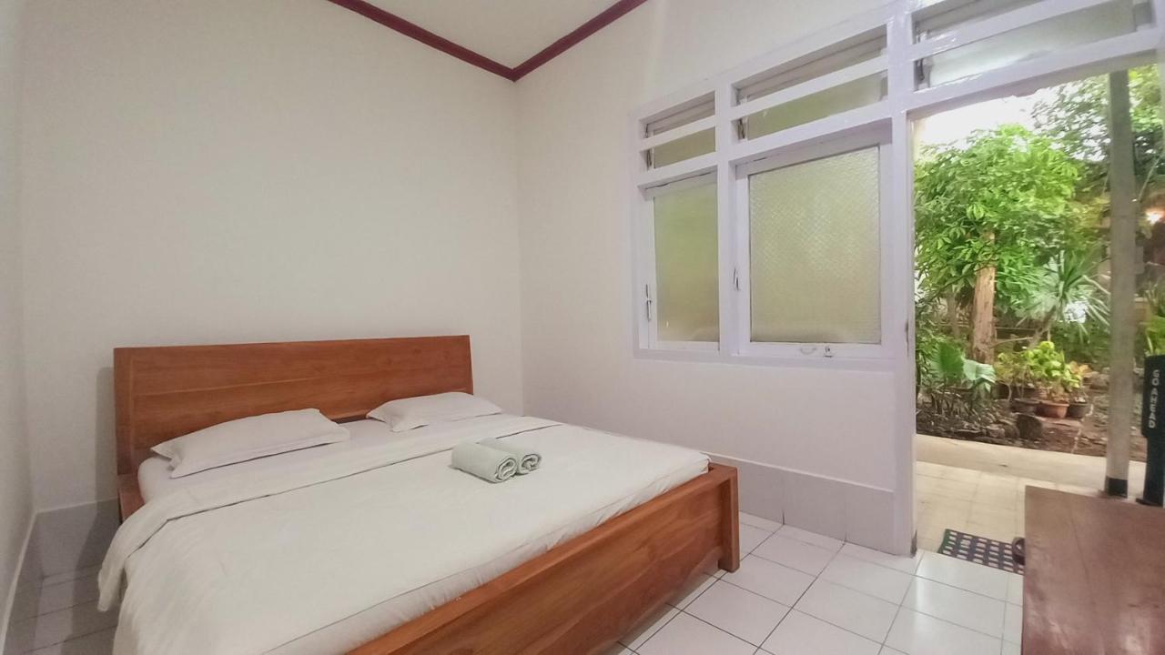 Bajo Hotel Labuan Bajo Extérieur photo