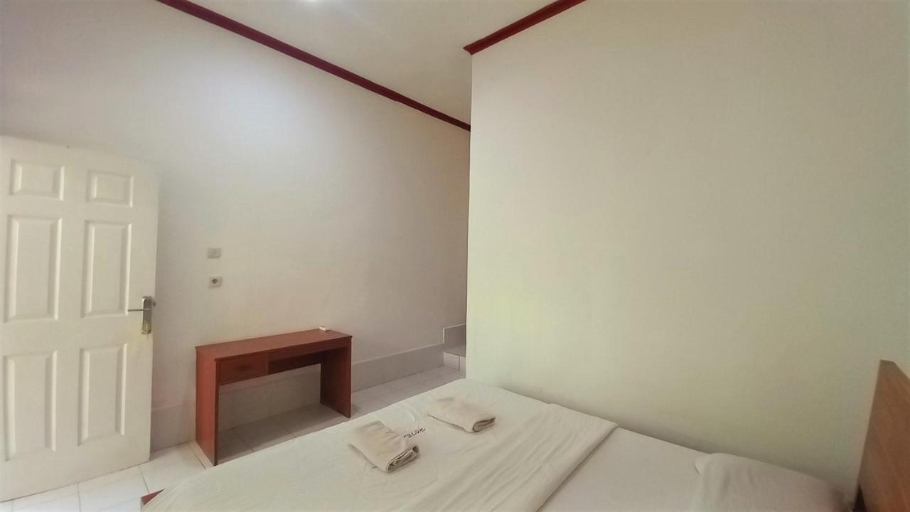 Bajo Hotel Labuan Bajo Extérieur photo