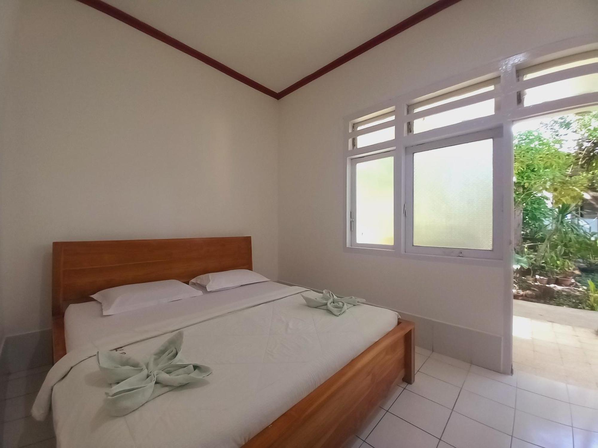 Bajo Hotel Labuan Bajo Extérieur photo