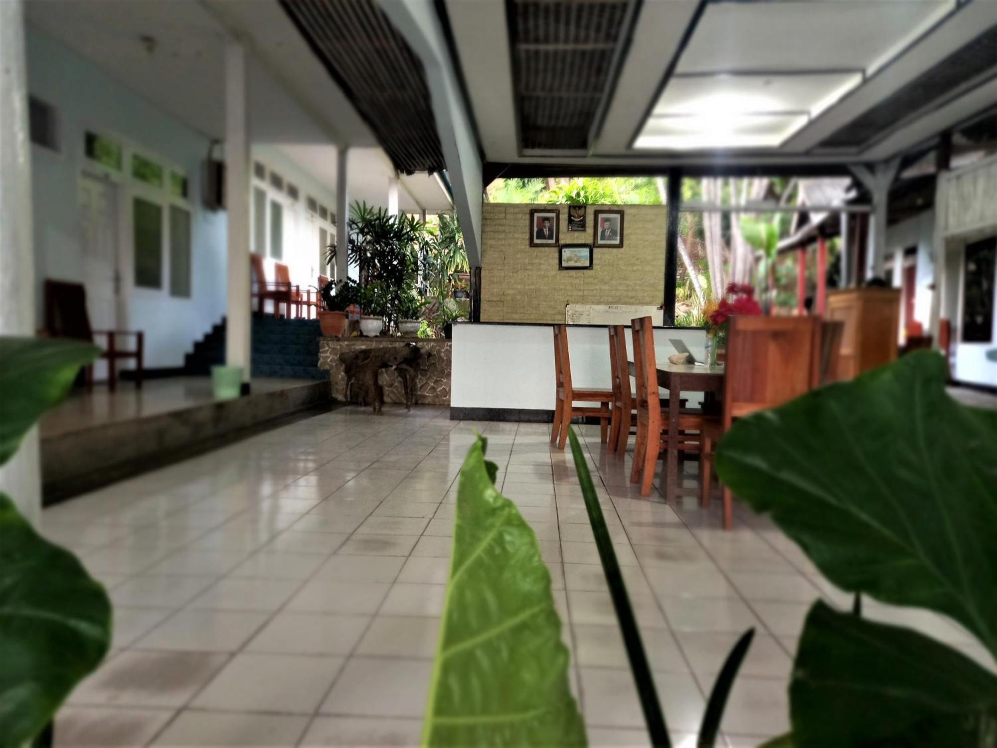 Bajo Hotel Labuan Bajo Extérieur photo