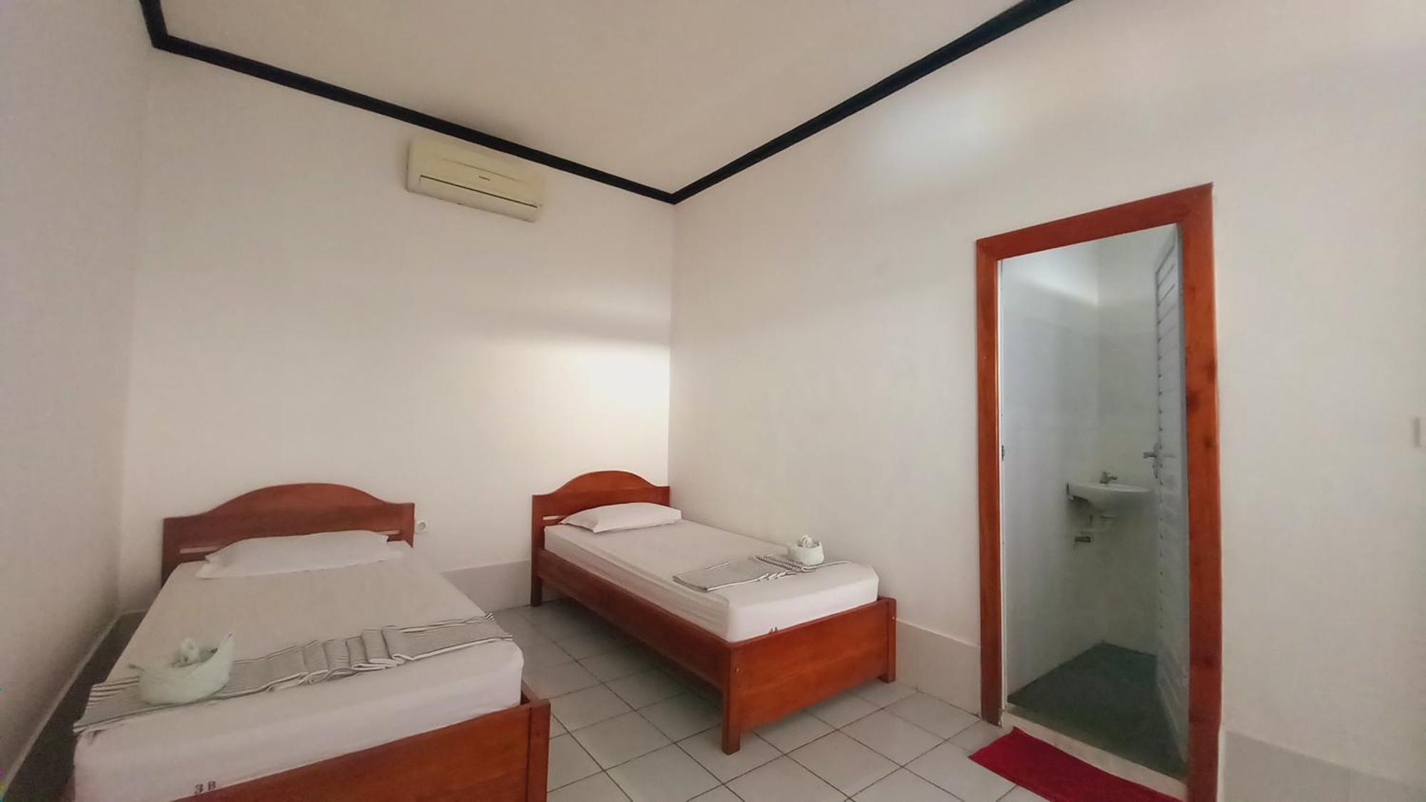 Bajo Hotel Labuan Bajo Extérieur photo