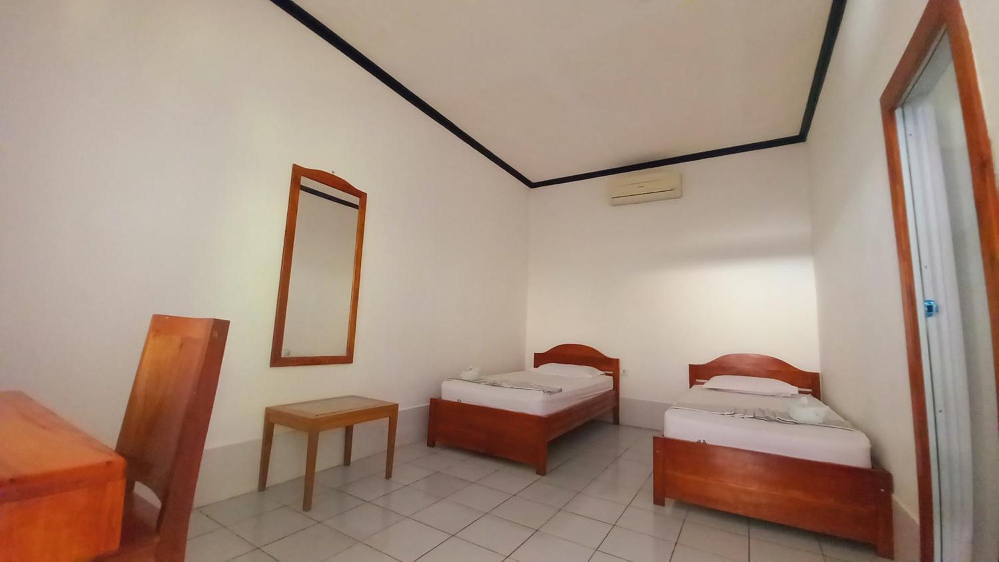 Bajo Hotel Labuan Bajo Extérieur photo
