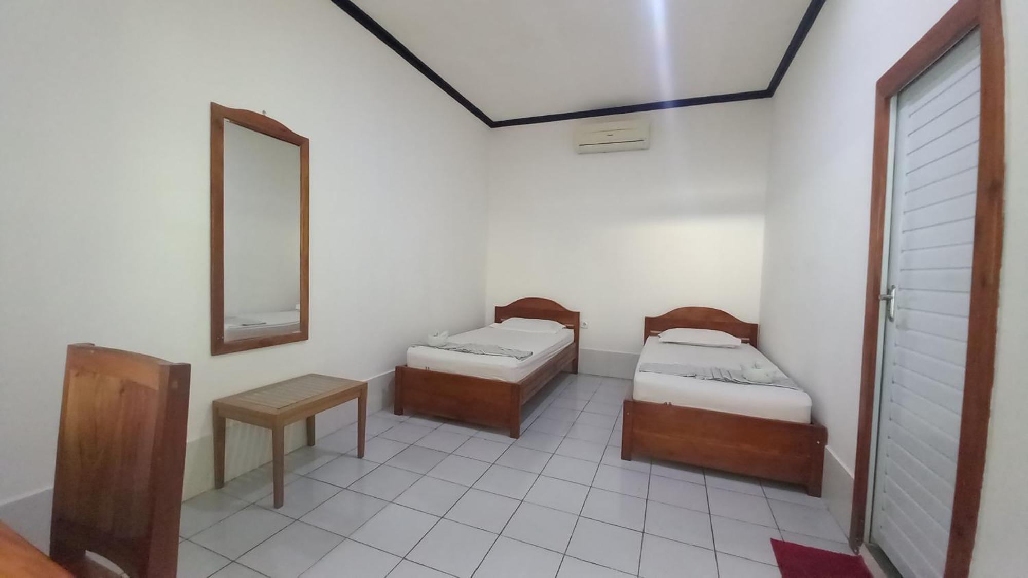 Bajo Hotel Labuan Bajo Extérieur photo